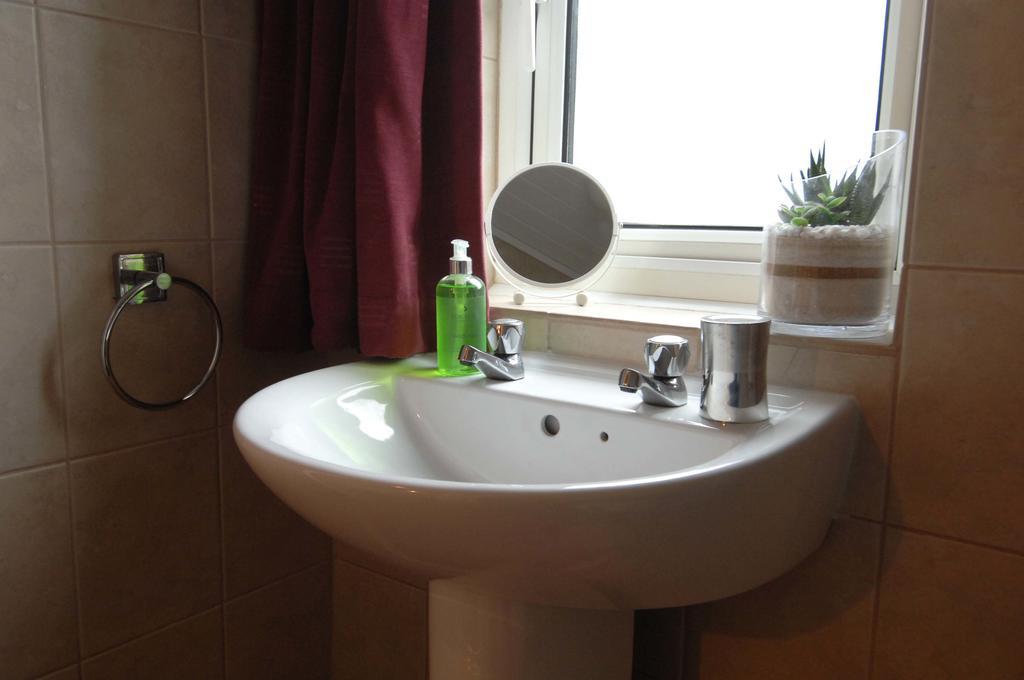 Dwy Olwyn Hotel Долгелай Екстериор снимка